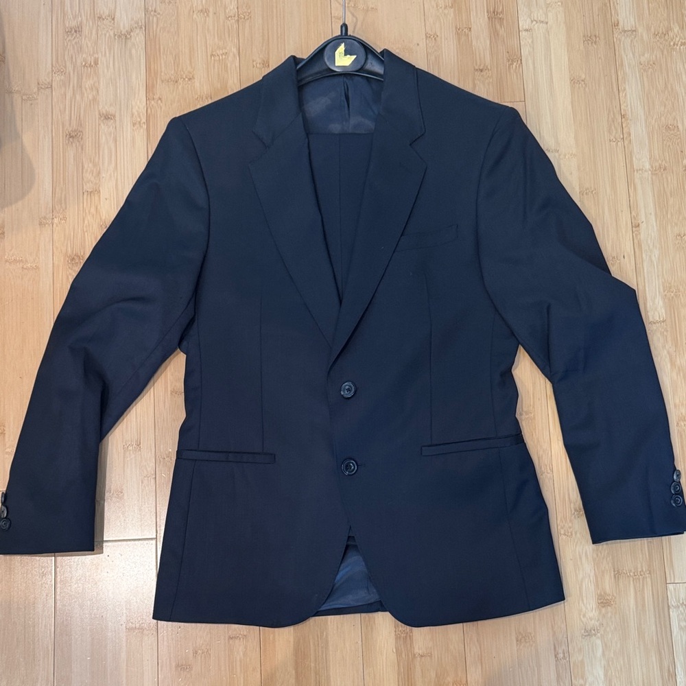 Zara Classic Black Men's Wool Suit